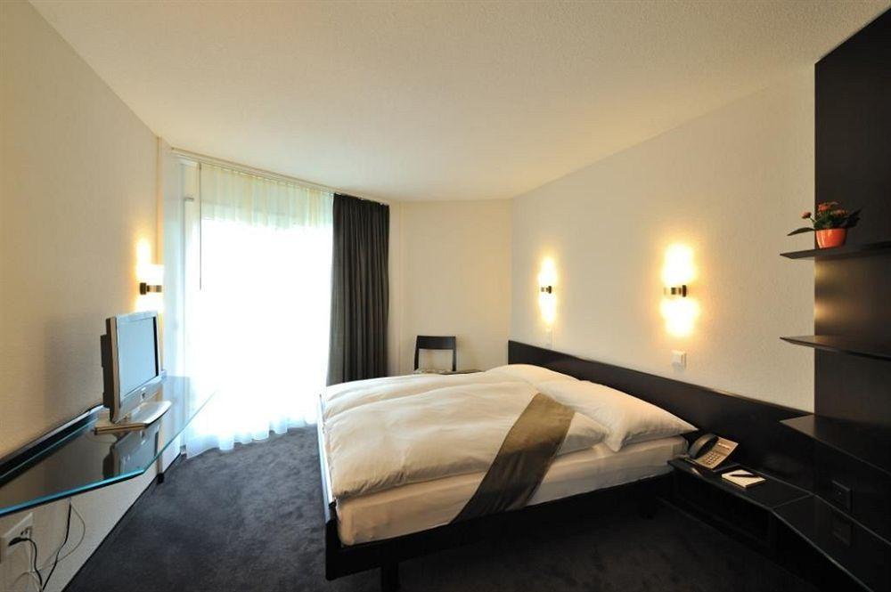 Grand Hotel Les Endroits La Chaux De Fonds Zewnętrze zdjęcie