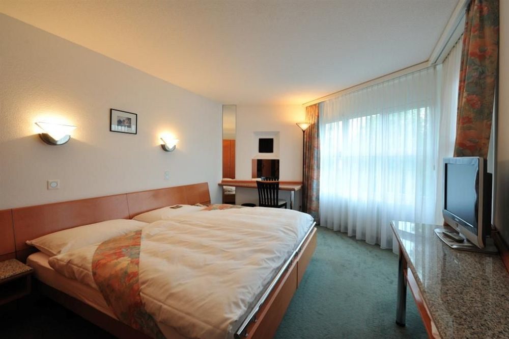 Grand Hotel Les Endroits La Chaux De Fonds Zewnętrze zdjęcie